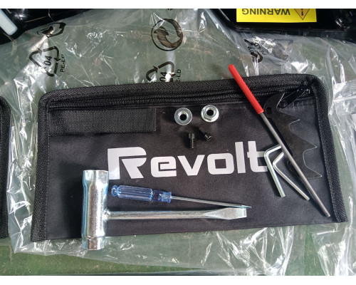 Пила бензинова ланцюгова Revolt GS4500H